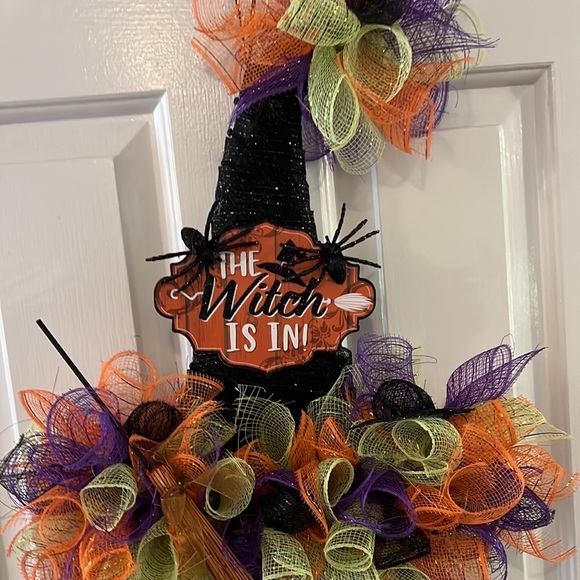 Handmade Halloween Witch Wreath 23” top to bottom - Picture 2 of 2